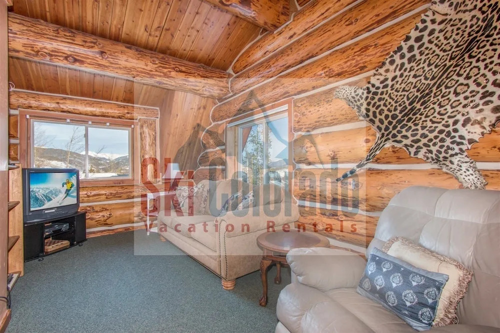South Peak Lodge