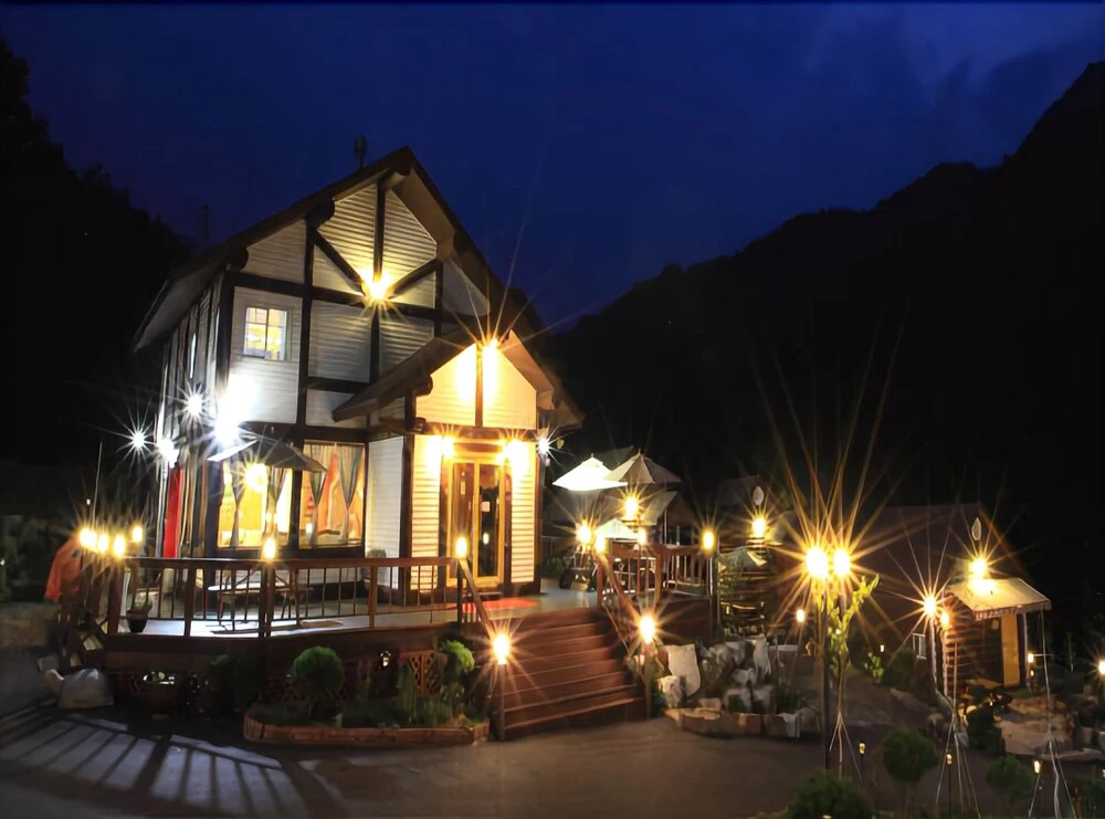 Muju Moon River Pension