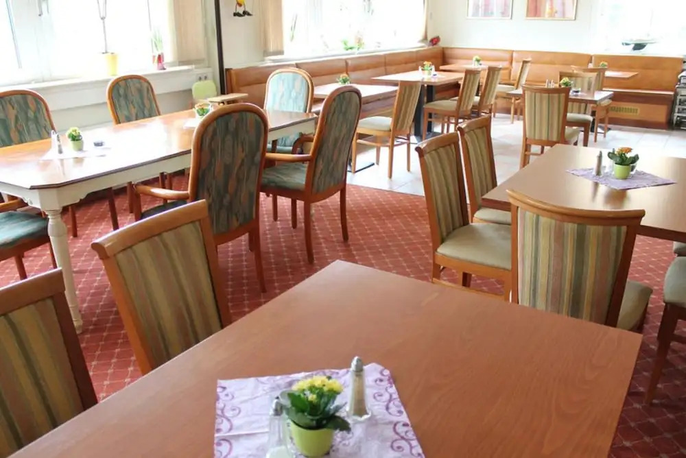 Traveller Hotel