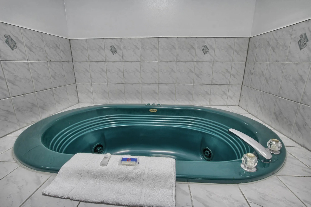 Motel 6-Windsor, ON
