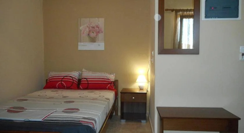 Dimitras Apartments