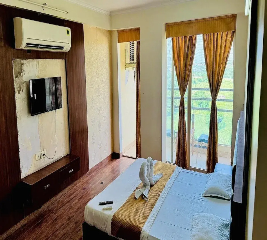 Hotel Raj Villa