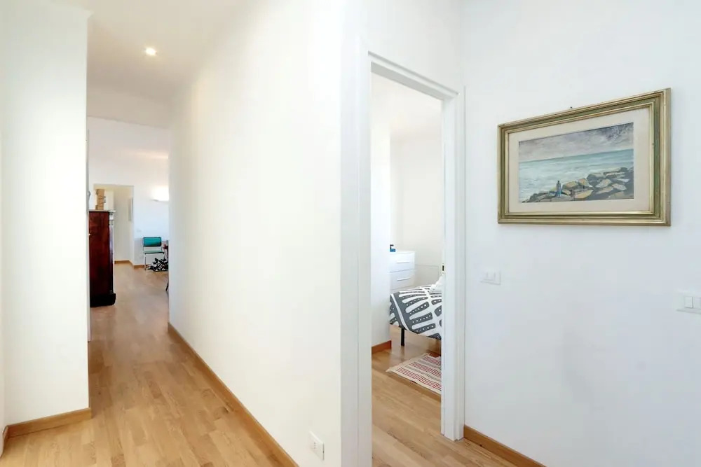 Salaria Apartment