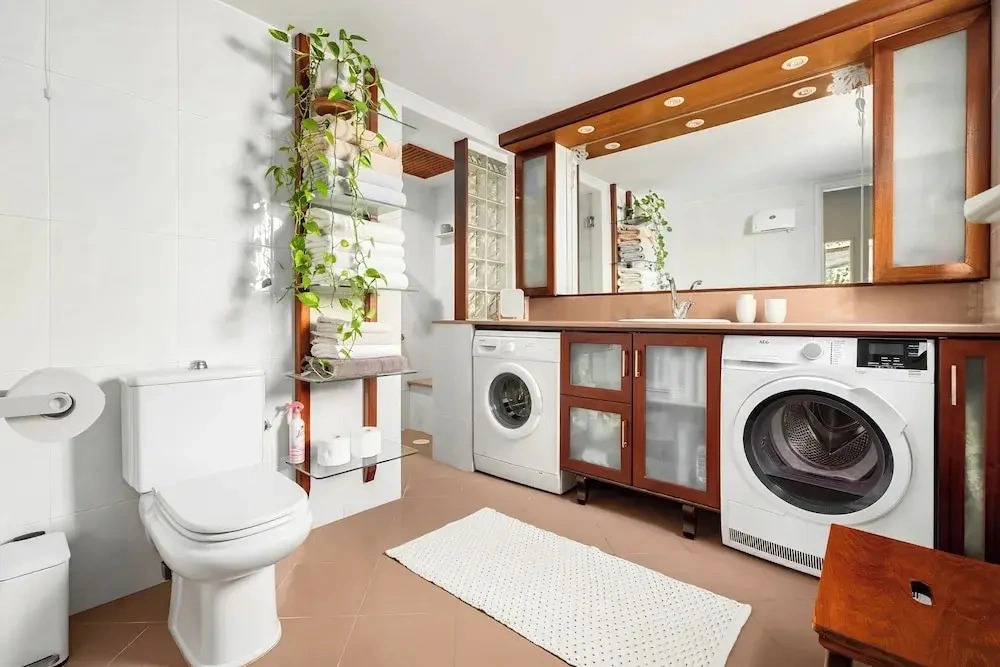 Relax in a Garden Oasis by Sea N Rent