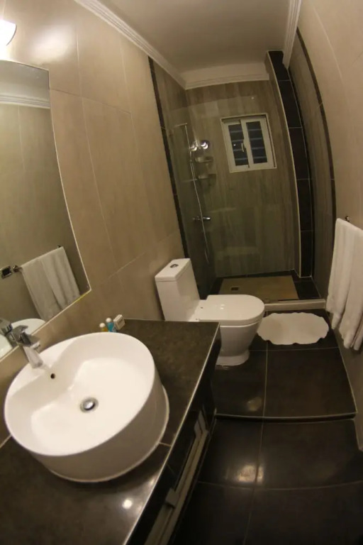 FrioHot Hotel
