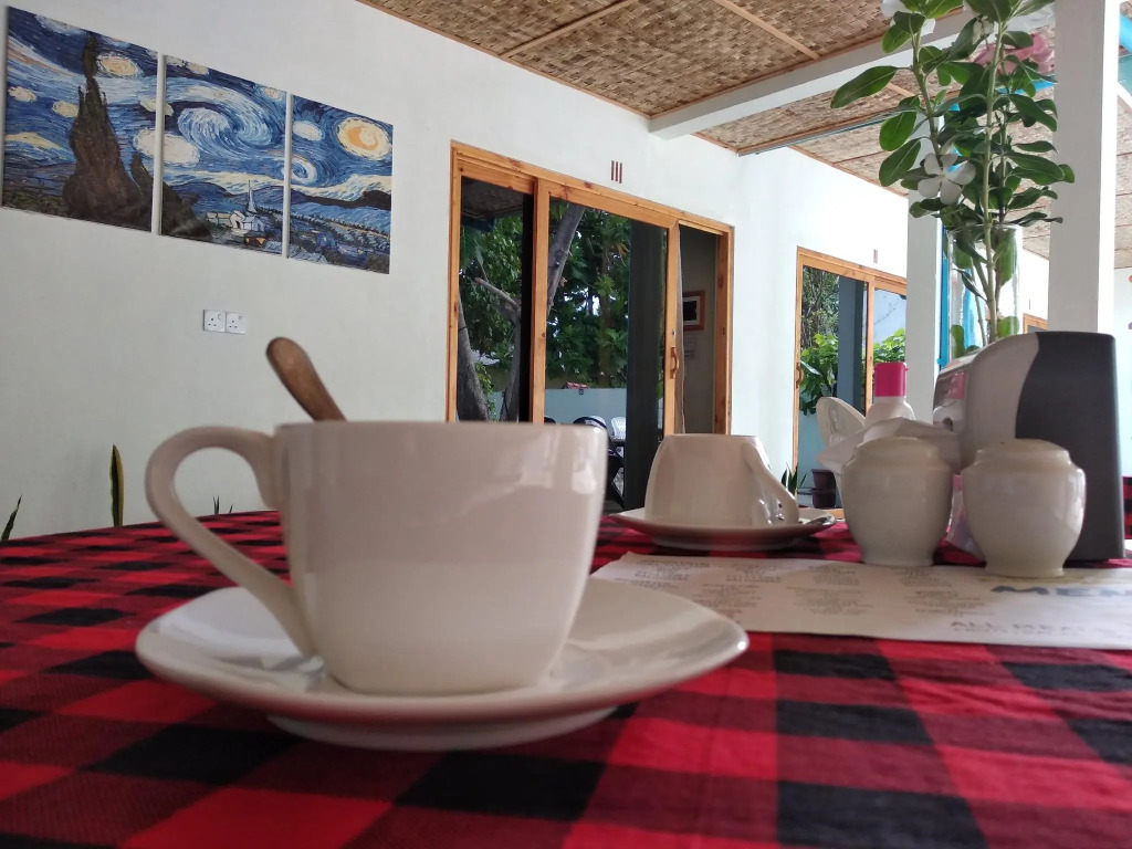 Crystal Dhiffushi