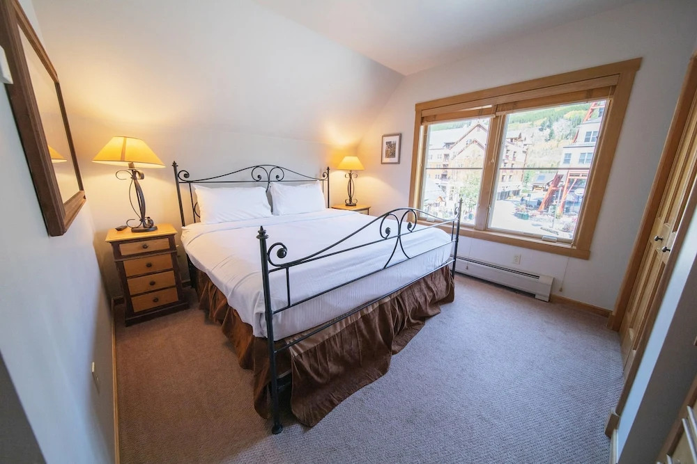 Black Bear 8064 by SummitCove Vacation Lodging