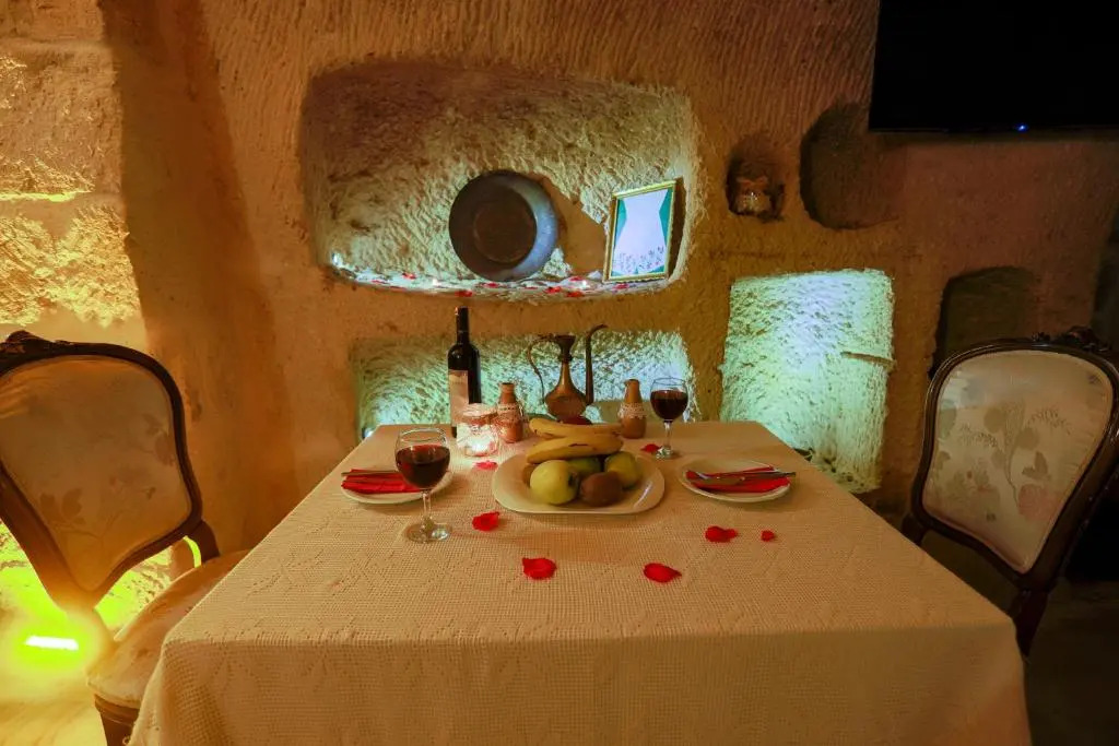 Casia Cave Suites