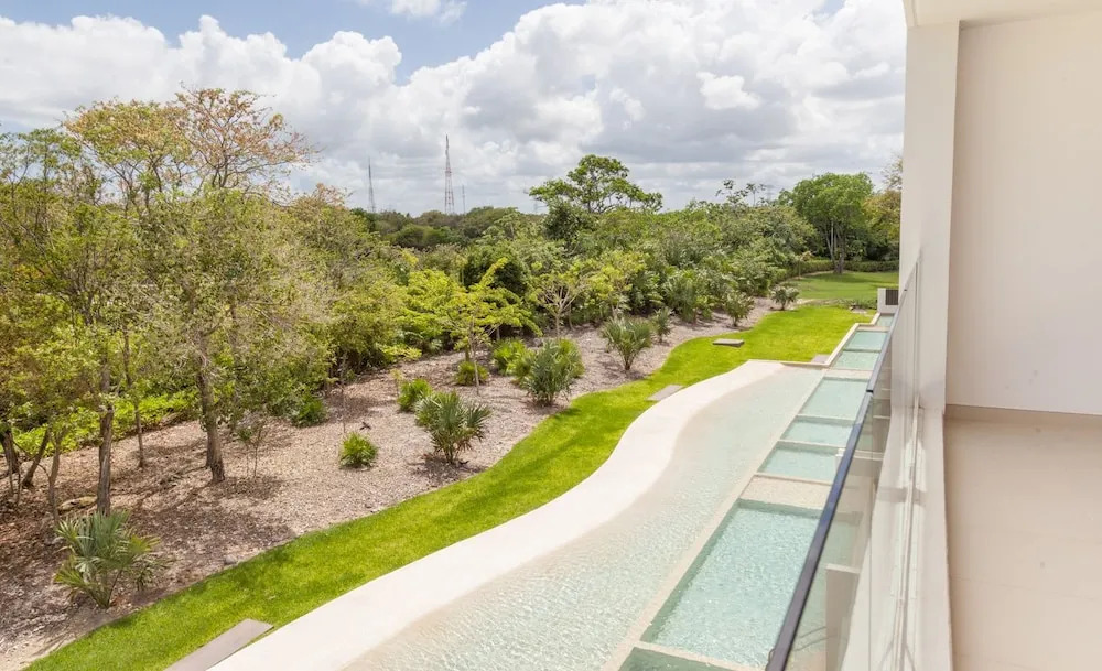 GRAND CORAL D309 by Happy Address