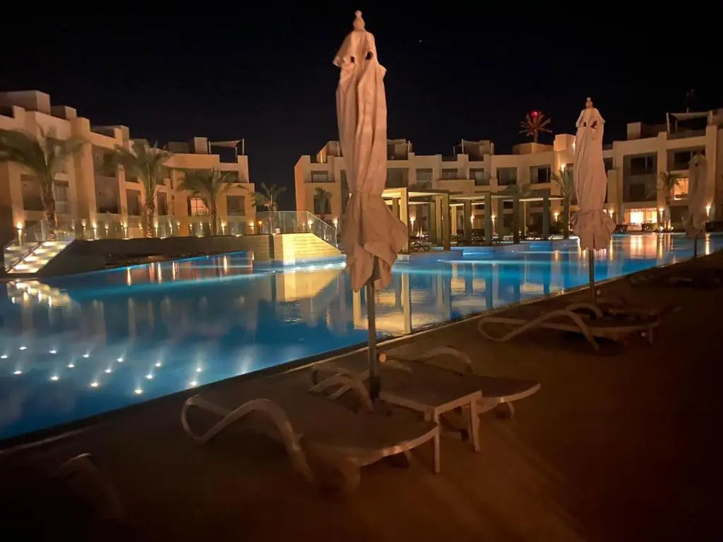 MCJ Luxury 2 Bedrooms Apartment