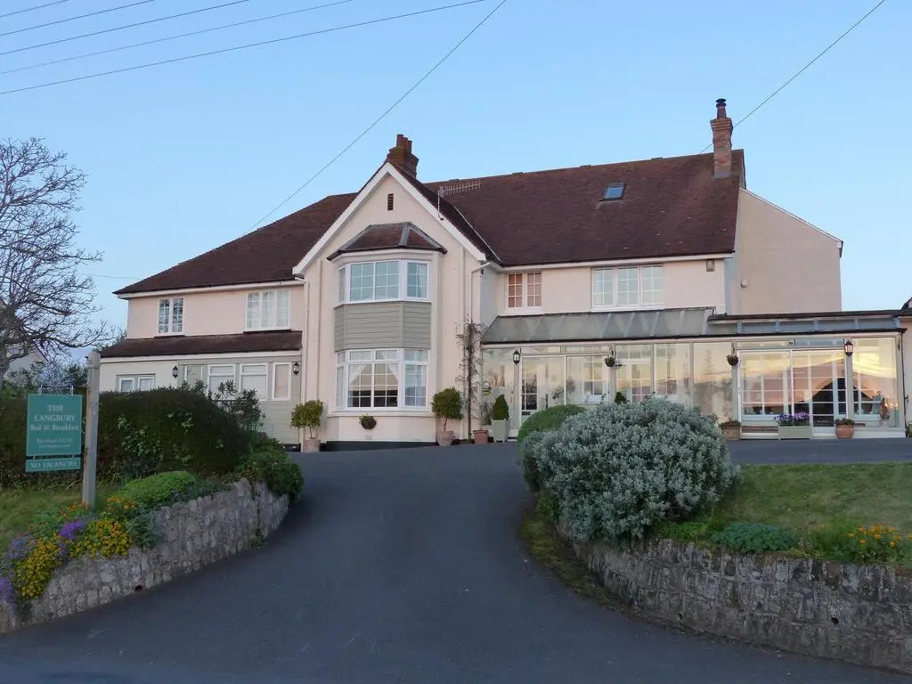 Camelot House - B&B