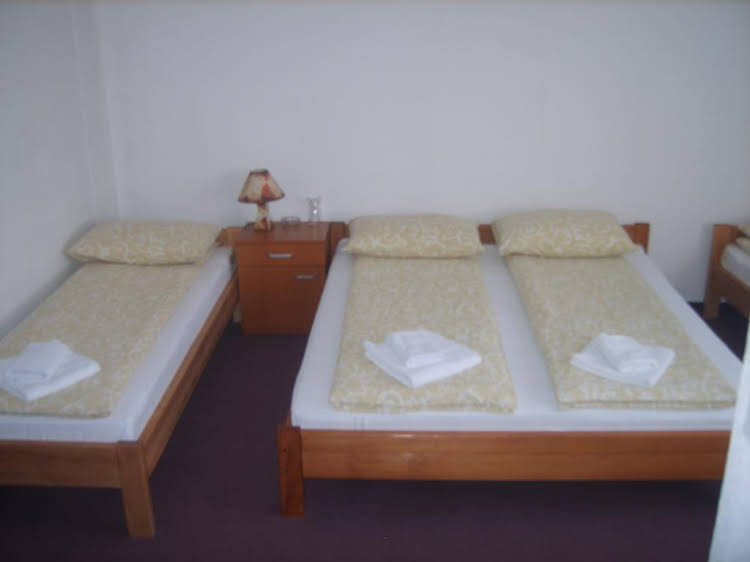 Motel Boss