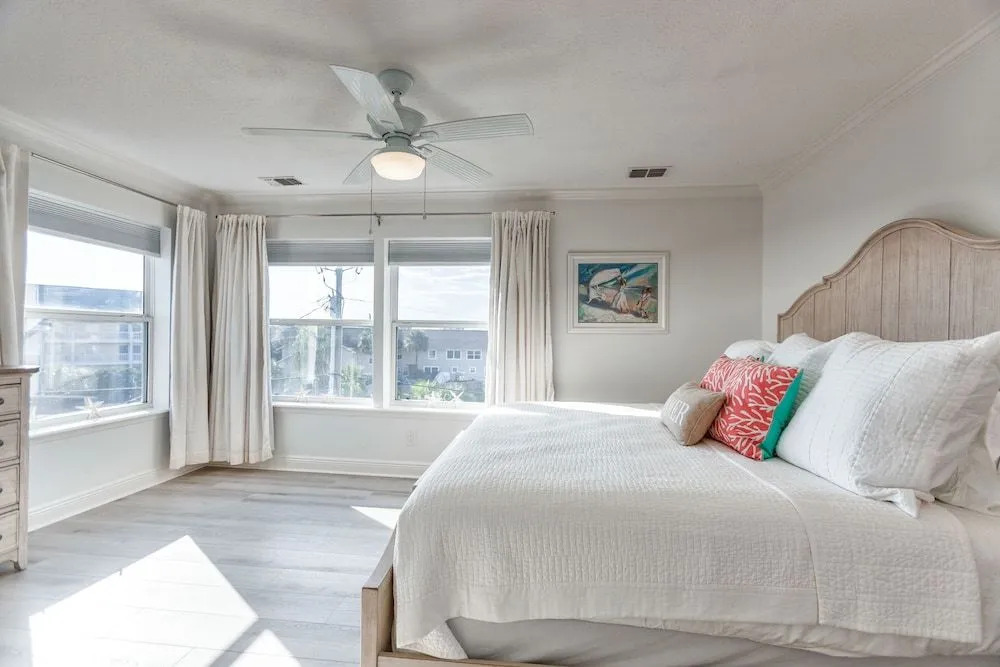 135 Durango Townhouse 4 Bedrooms 3.5 Bathrooms Townhouse