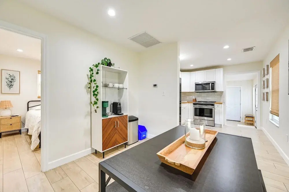 Modern Naples Duplex Home ~ 6 Mi to Beach!