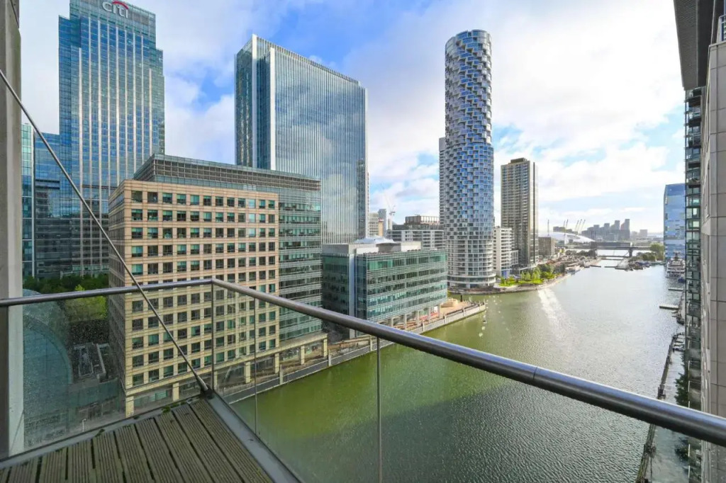 South Quay Serviced Apartments By Mysquare
