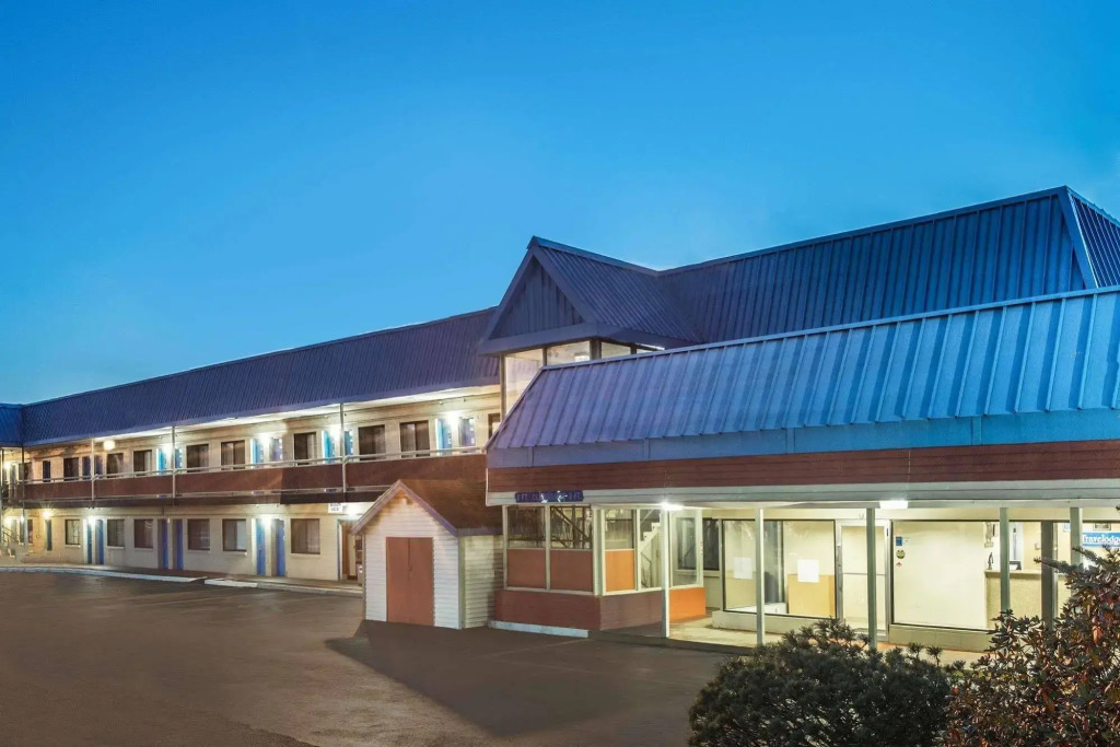 Budget Inn Natick