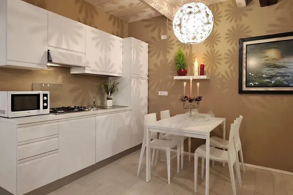 Lovely Canal View Apartment