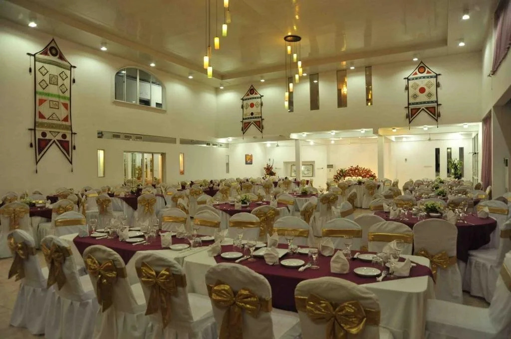 Aubrona Hotel