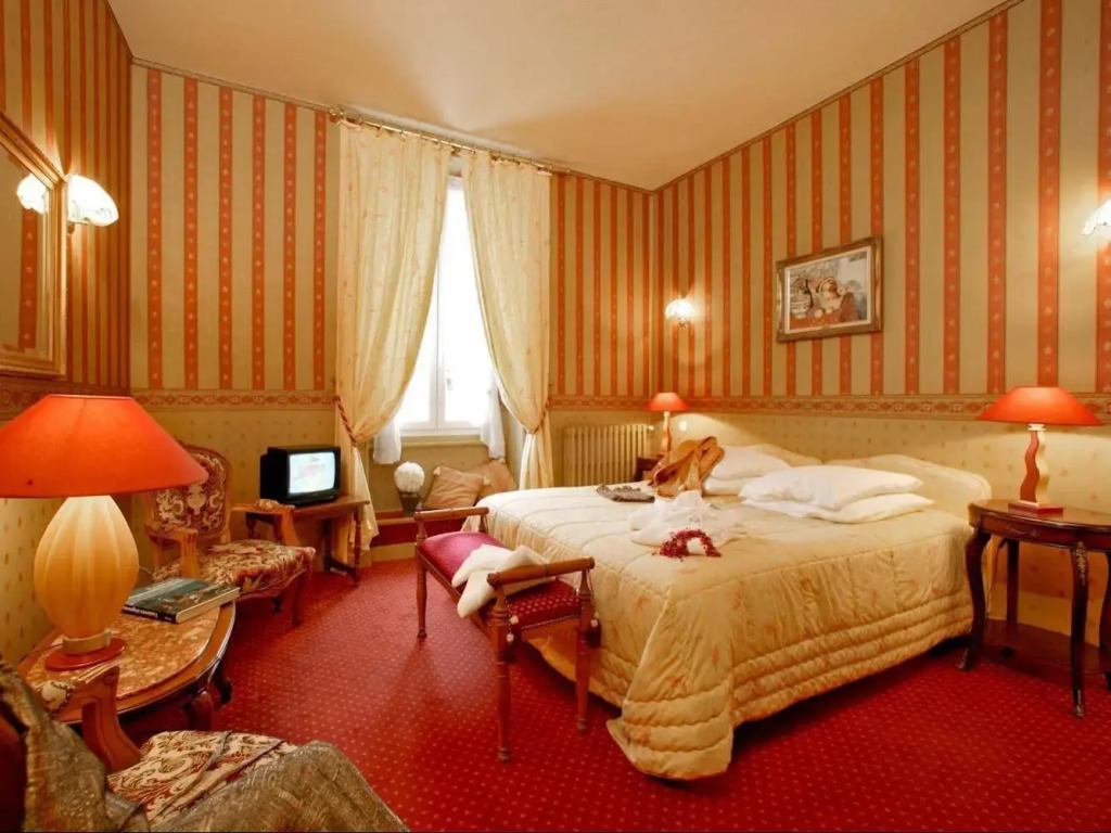 Logis Hôtel Hostellerie Saint-Jacques