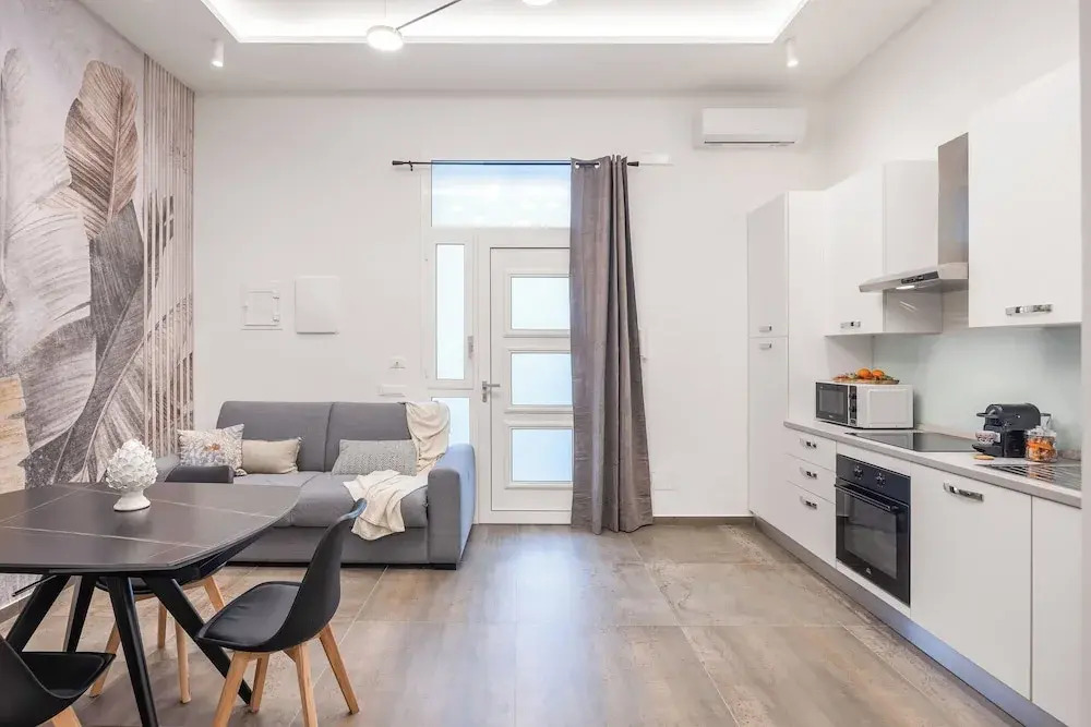 Casta Diva Fervore Apartments Self Check-in