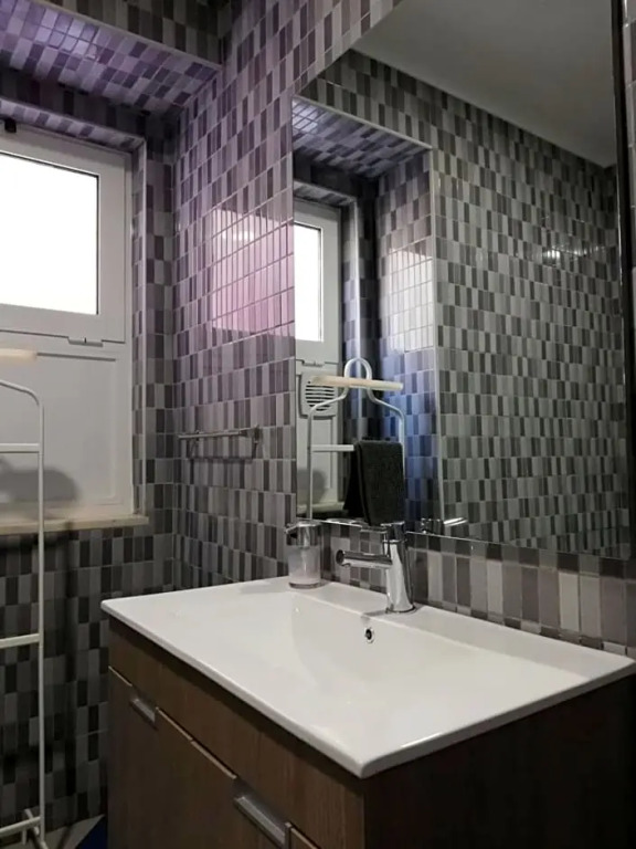 BED&SHOWER Moscavide -Self Check-In