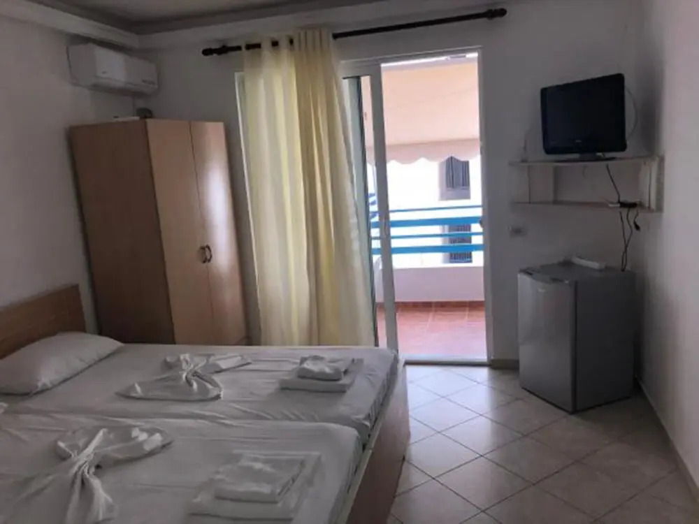 Lidis Apartments