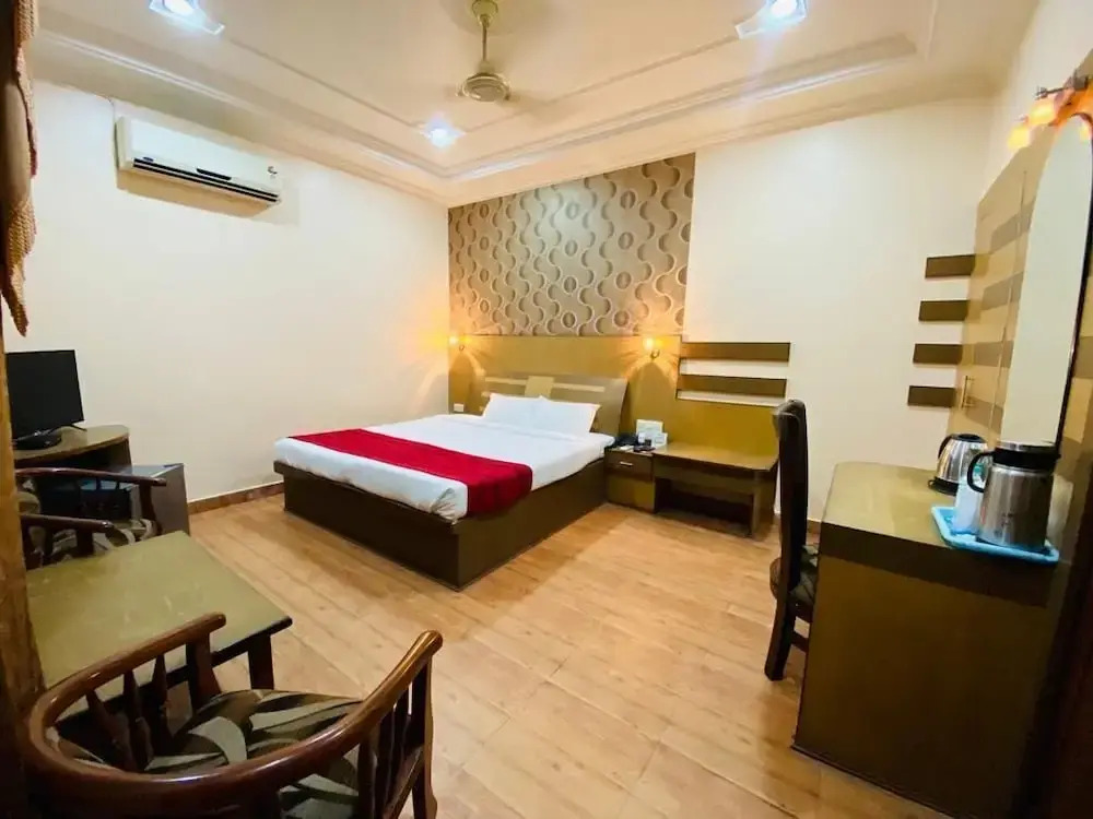 Prayag Villa Inn