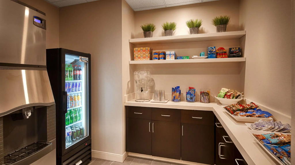 La Quinta Inn & Suites by Wyndham Tulsa Downtown - Route 66