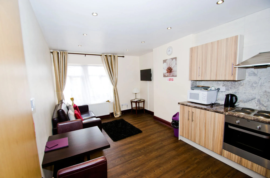 William's Hillsborough Apartments