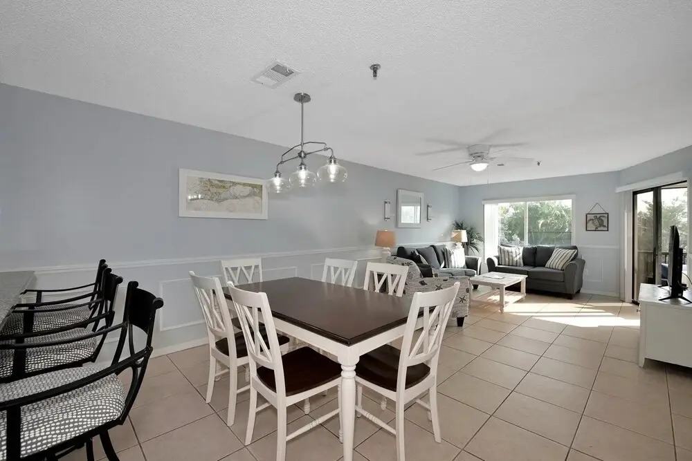 Gulf Watch 112 2 Bedroom Condo by Redawning