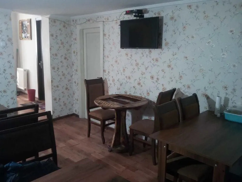 Sparrow Hostel