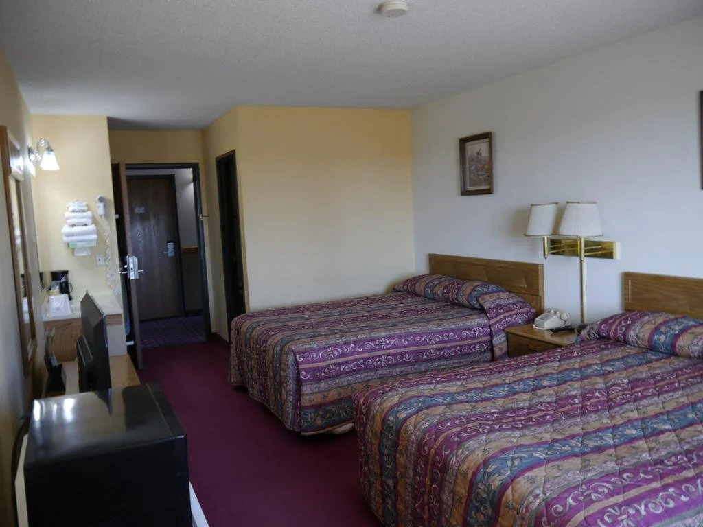 Westwood Inn & Suites Kimball I 90