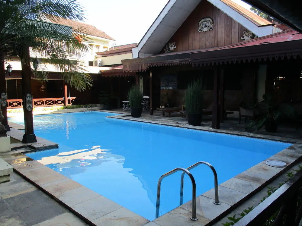 Istana Batik Ratna