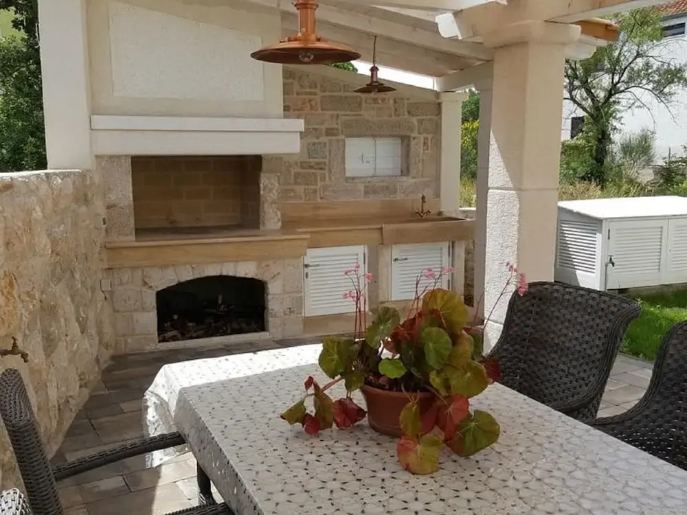 Apartments Villa Rustica ST - Two-Bedroom Apartment with Balcony and Shared Pool prizemlje
