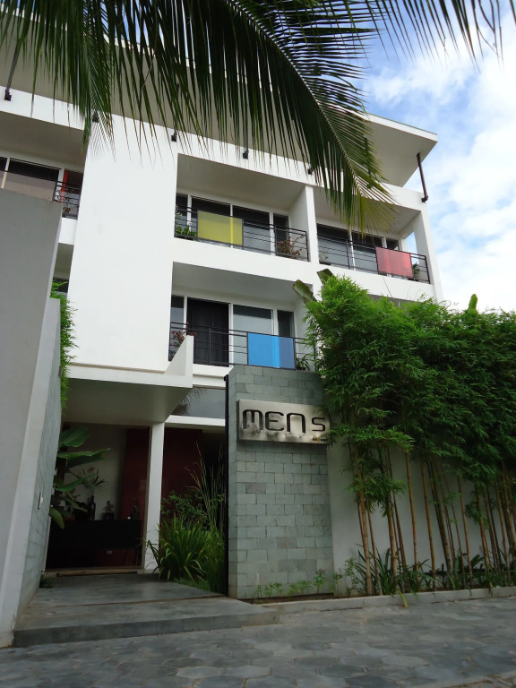 MENs Resort & Spa