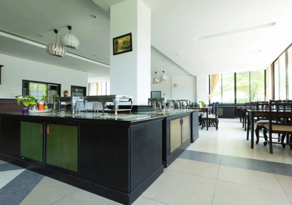 Chatkaew Hill and Residence
