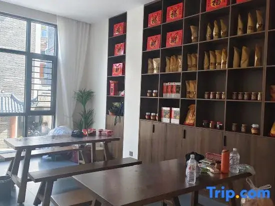 Read about homestays