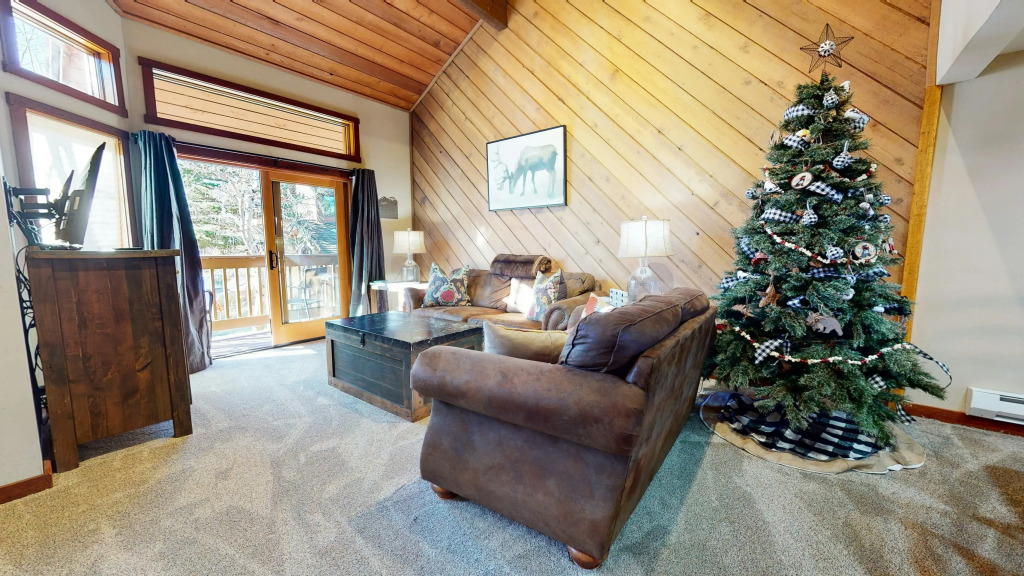 Snowcreek III #415 Condo