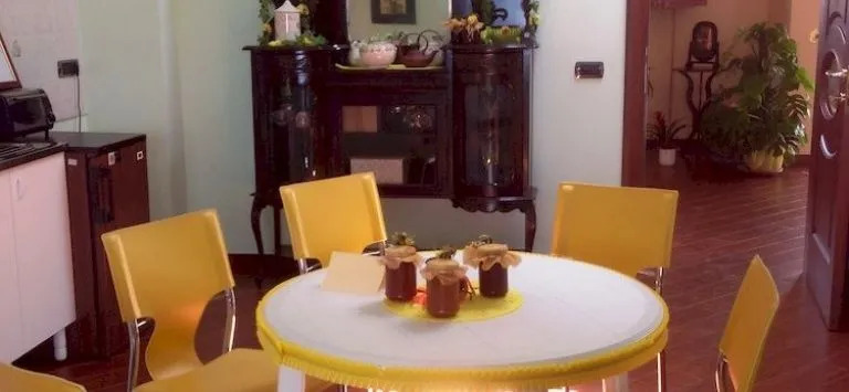 Magnolia House