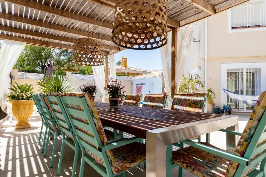 Casa Verde 10p. Villa and Guesthouse with private pool
