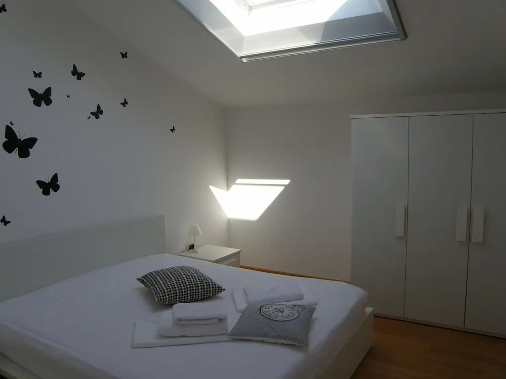 Modern Apartment in Pula Near Beach