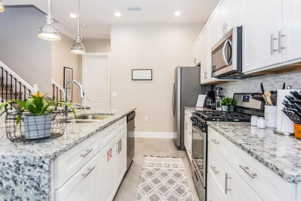 Amazing Townhome with Summer Kitchen SU2668