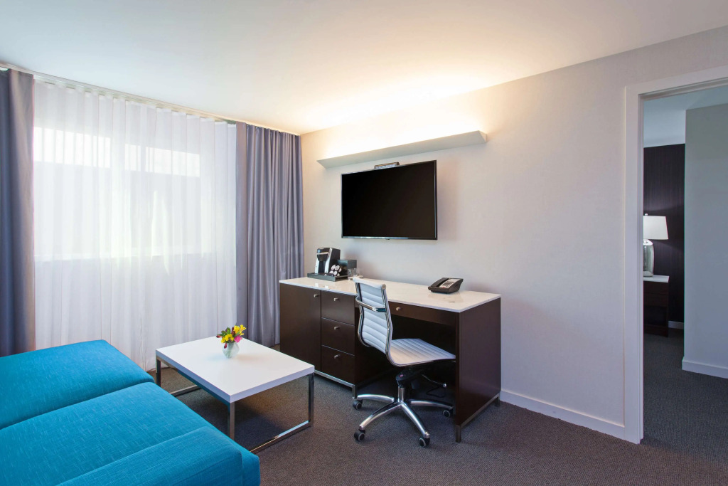 Hotel Lucent
