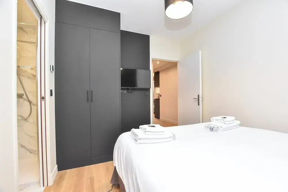 Authentic Apartment - 2br/6p - Palais Garnier