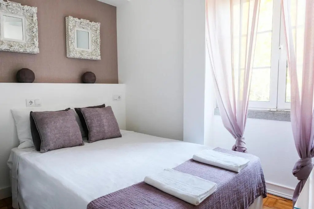 4U Lisbon Airport Suites