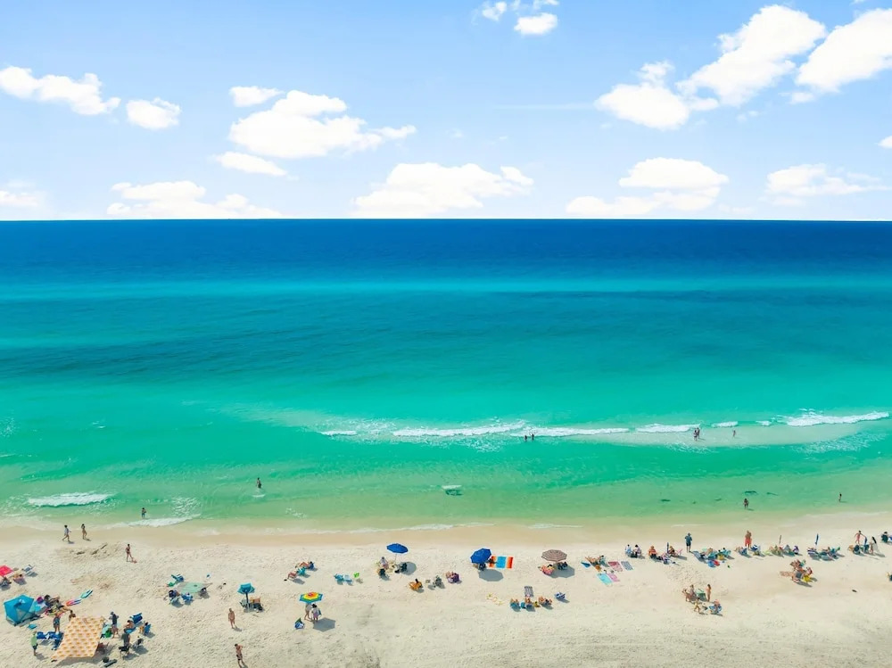 30A - Hidden Lakes Condo Rentals