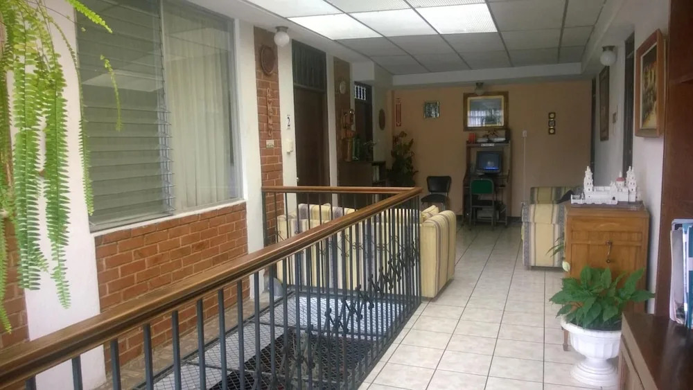 Marianas Petit Hotel