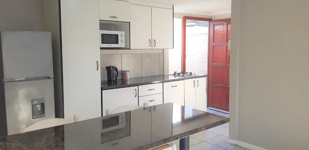 Kelzane Self-Catering
