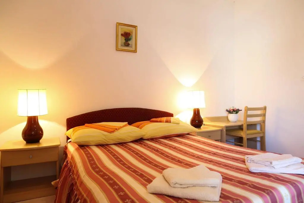 Apartment Gitara