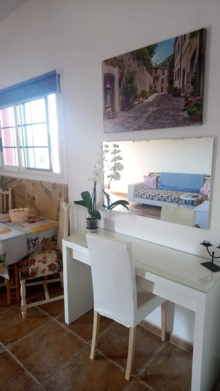 Studio in Tuineje, With Wonderful Mountain View, Enclosed Garden and Wifi